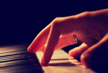 [天下足球]榜首大战 阿贾克斯力克埃因霍温.